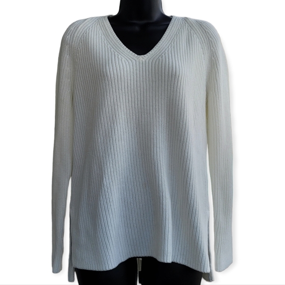 J. CREW Ivory Cotton Sweater V Neck Knit High Low Hem Size Small. - Picture 1 of 6